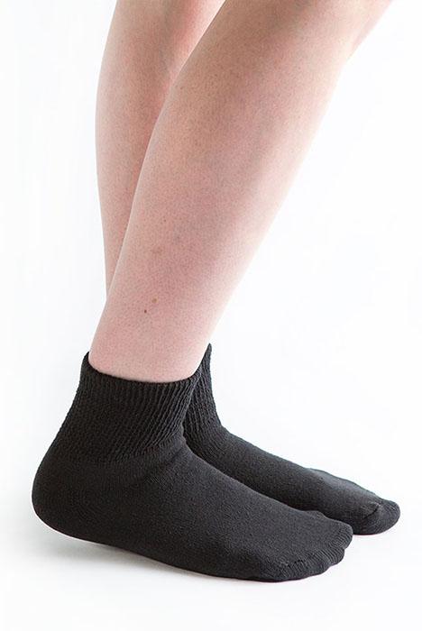 Doc Ortho Loose Fit Diabetic 1/4 Crew Socks, 3 pairs, Black