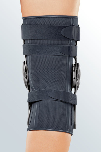 medi PT Control II Patella Tracking Knee Brace