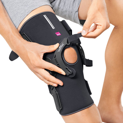 medi PT Control II Patella Tracking Knee Brace