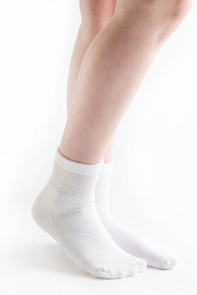 Doc Ortho Loose Fit Diabetic 1/4 Crew Socks, 3 pairs, White